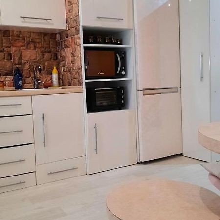 Апартаменты В Центре, По Типу Хостел Kropyvnytskyi Exterior foto